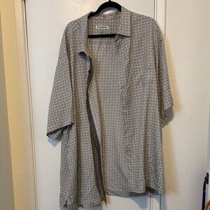 Tommy Bahama Men's Gray Button-up